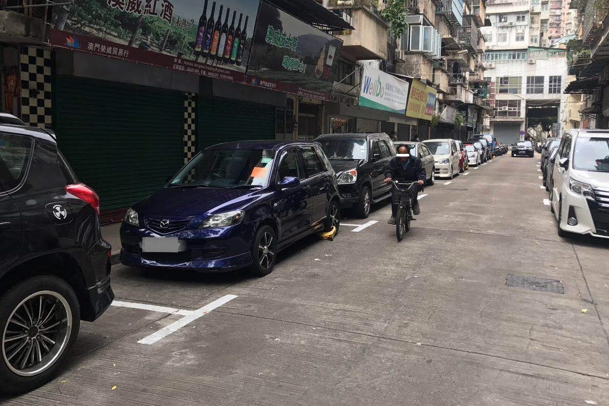 兩局呼籲車主及營商機構勿濫用公共泊車資源，否則可被檢控