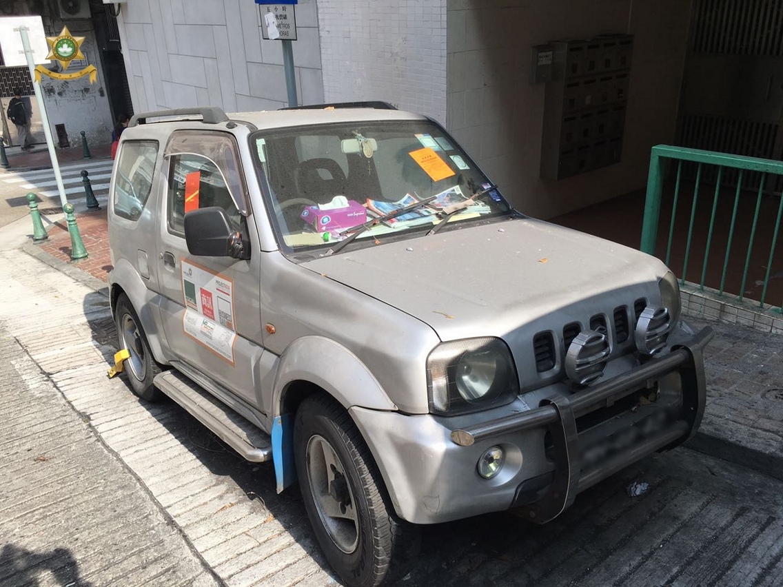 媽閣區 西坑街（長期佔用，車廂放雜物當貨倉及佈塵）