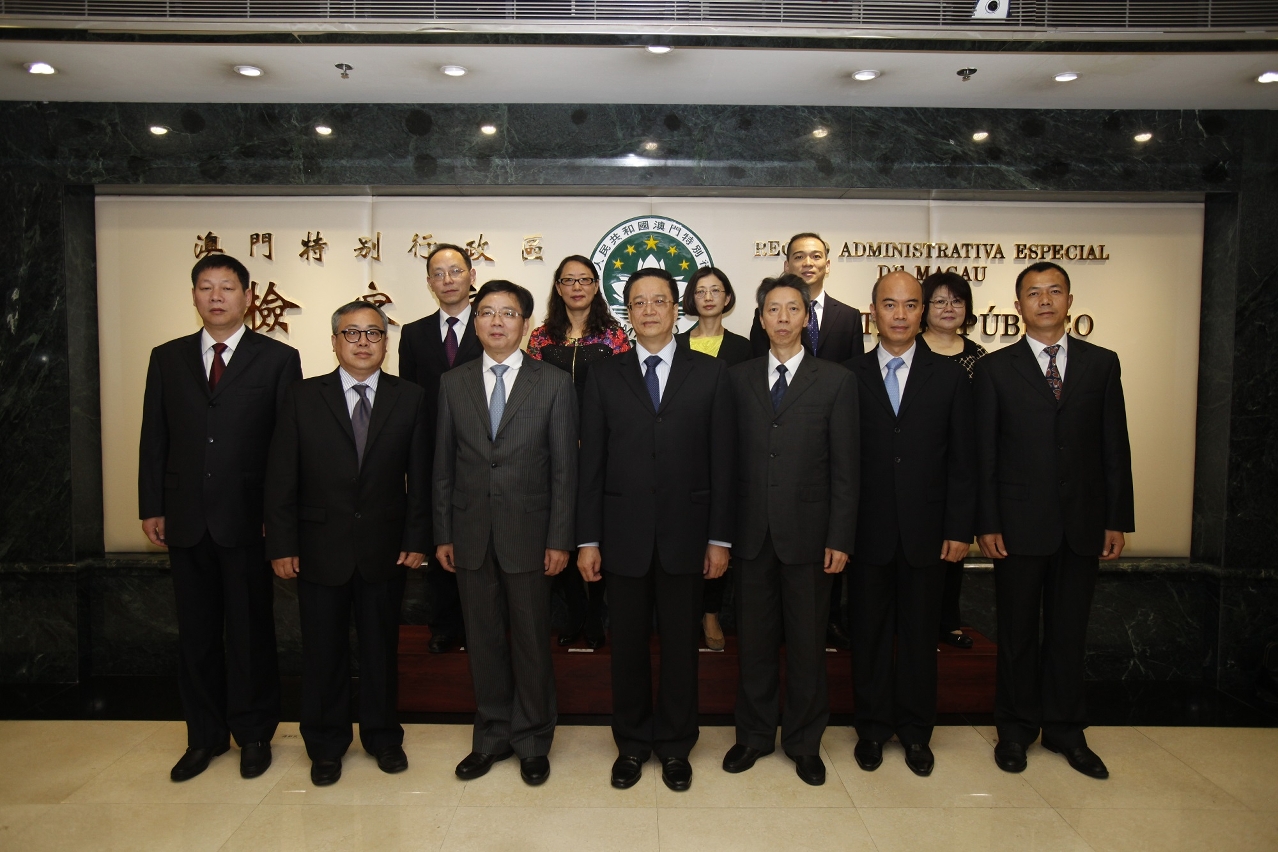 Visita da Delegação da Procuradoria Popular Provincial de Zhejiang ao Ministério Público da R.A.E.M.