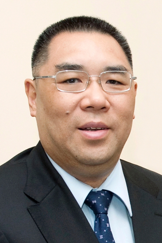 The Chief Executive, Mr Chui Sai On.