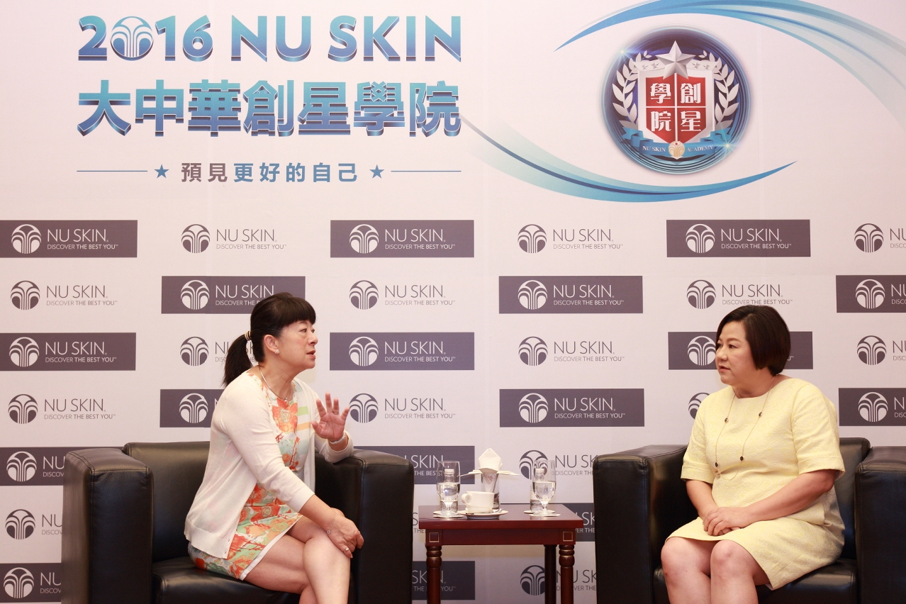 Executive Director of IPIM, Irene V. K. Lau, meets the organiser of the “Greater China NU Skin Academy”