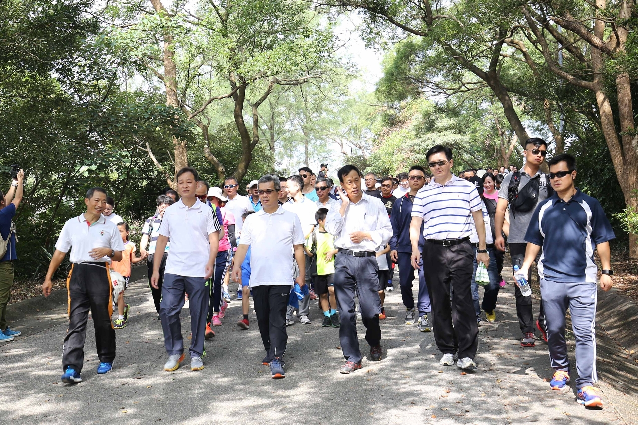 A Actividade do “Dia de Convívio do Passeio na Montanha” participada pelas Forças e Serviços de Segurança de Macau