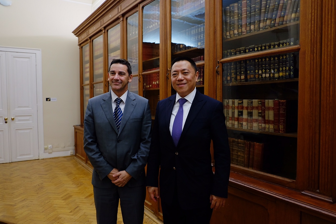 梁維特司長與葡萄牙環境助理國務秘書José Mendes合影