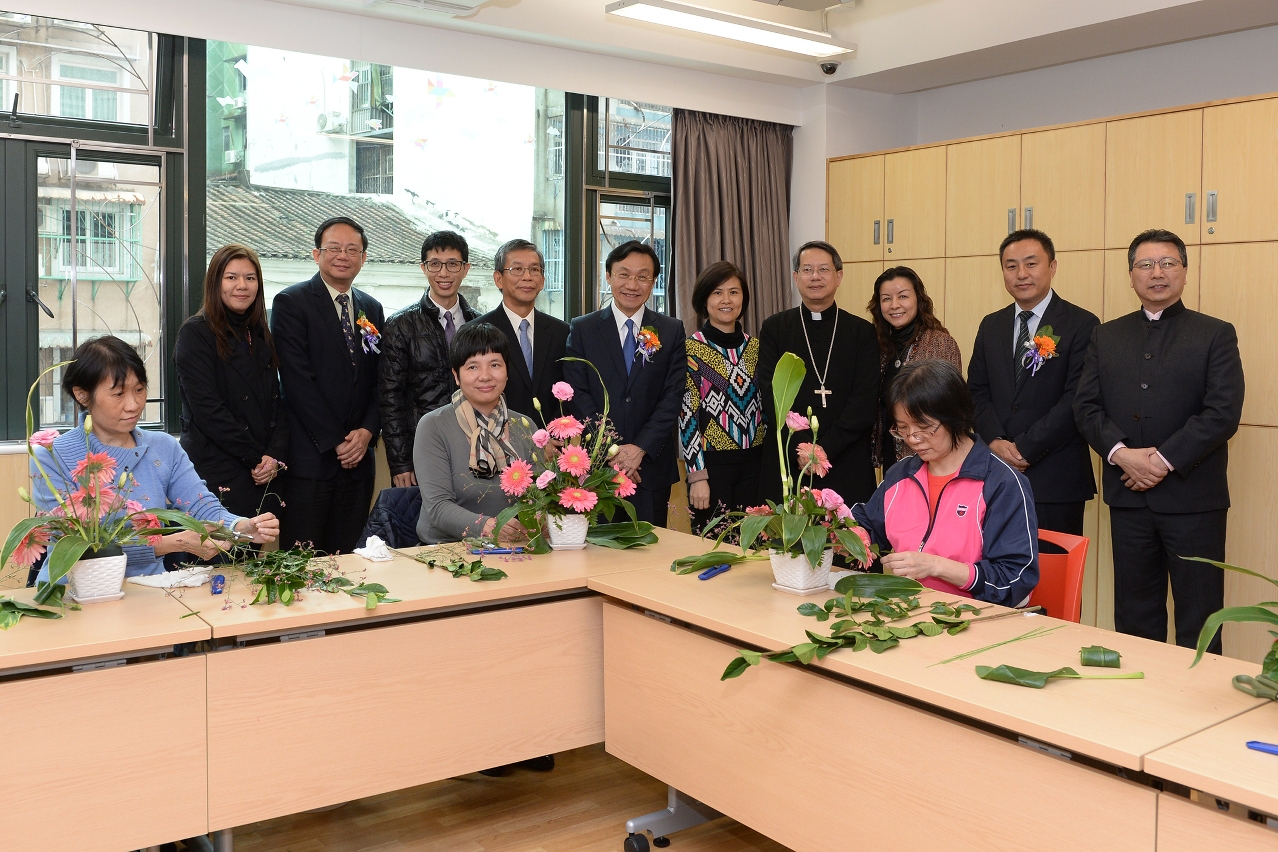 譚俊榮司長主持明愛“泉仁樂家庭綜合服務中心”及“凱暉生命教育資源中心”開幕典禮