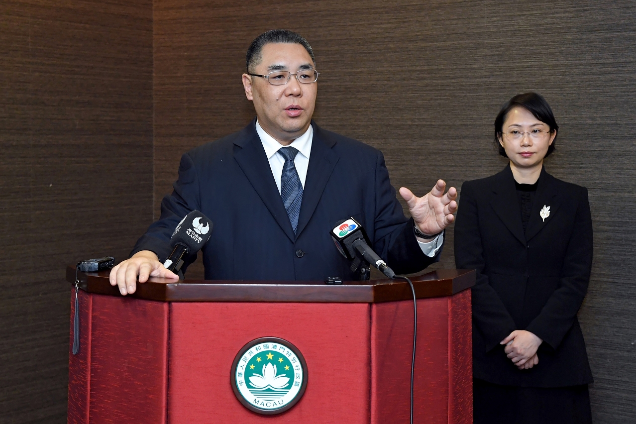 The Chief Executive, Mr Chui Sai On, briefs reporters in Beijing regarding his four-day duty visit.