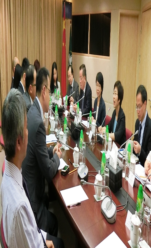 陳海帆司長與澳門法律團體代表會面的情況