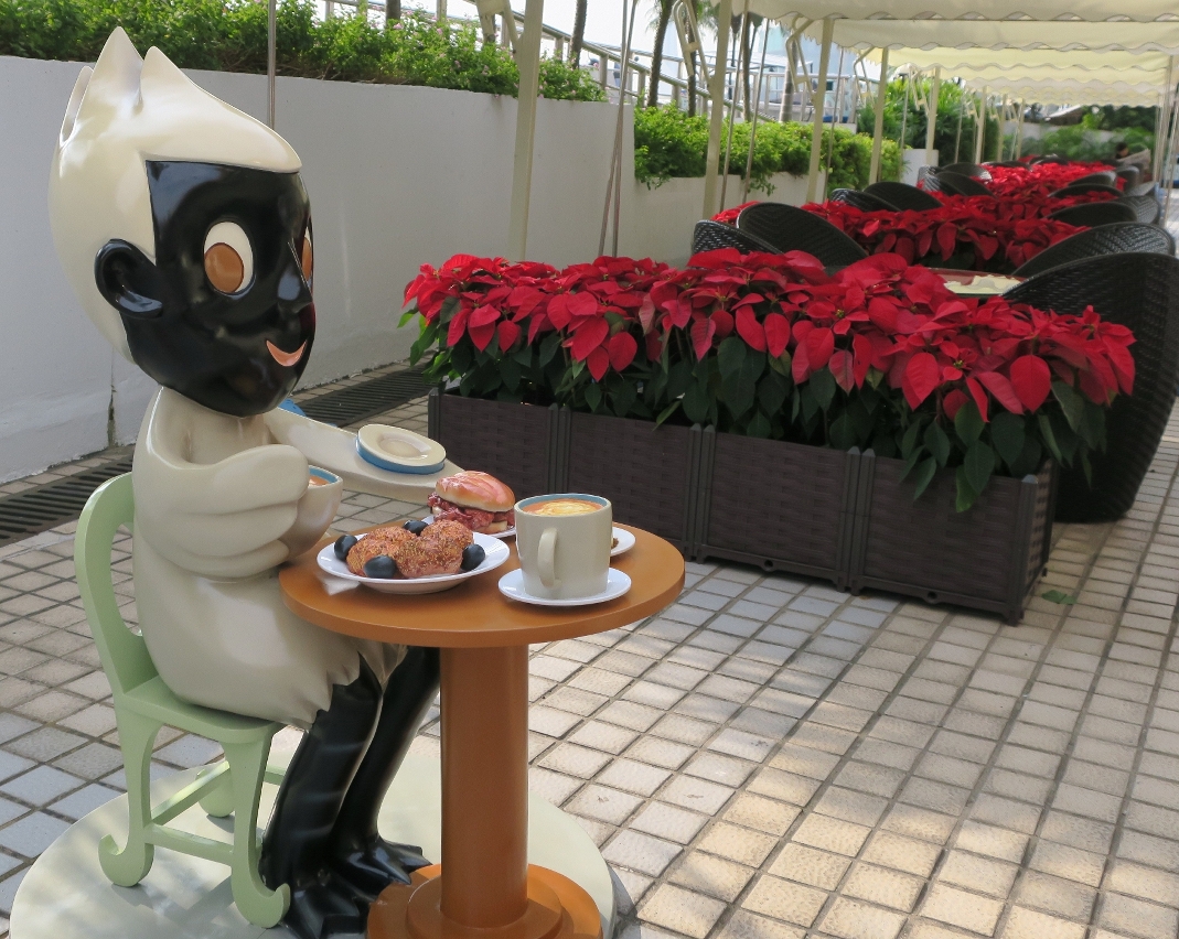 “Pipi” and “Lulu” are the main characters of the Macao Cultural and Creative Map. Their installations are currently presented in Anim’Arte NAM VAN.