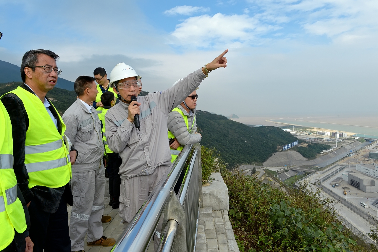 O Grupo de Trabalho Conjunto para a Segurança Nuclear visitou a Central Nuclear de Taishan para um melhor conhecimento da situação de construção da central