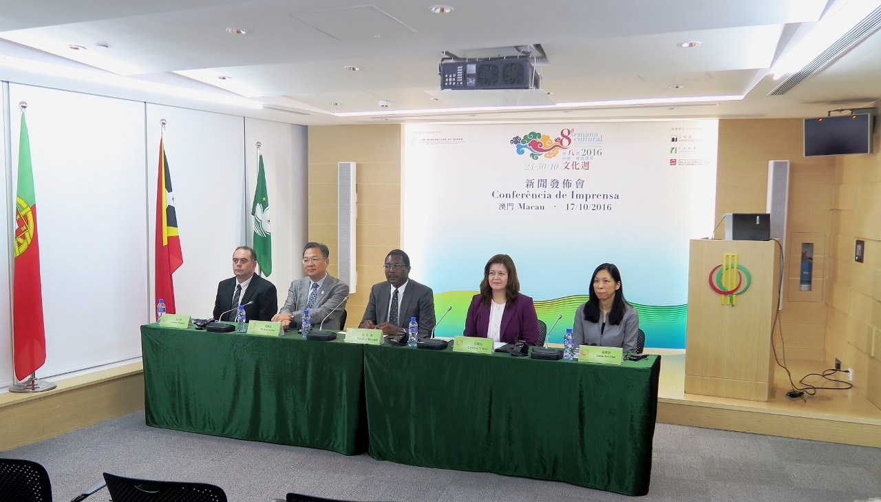 Convidados presentes na Conferência de Imprensa