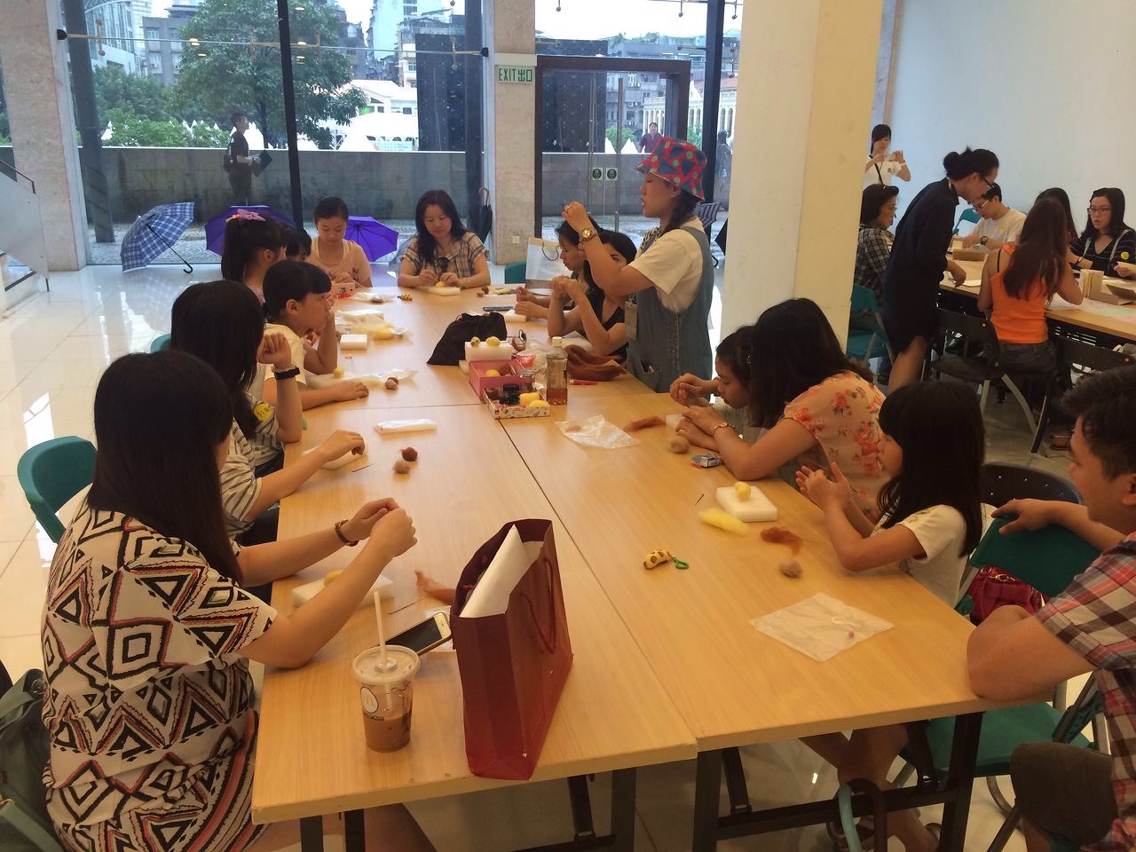The Tap Siac Craft Market in November features a total of 24 handicraft workshops. Registration is available from today