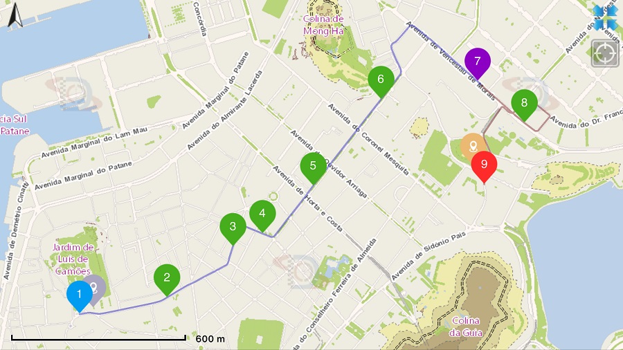 O utente pode apontar qualquer local no mapa para pesquisar itinerários de autocarro