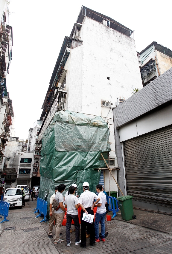 Obra de reparação do Edifício Wa Keong, situado na Rua da Entena, tem início hoje