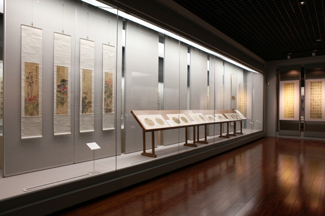 “吳風趙格”展覽一隅