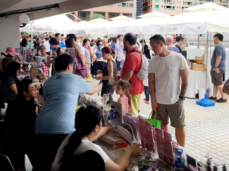 A Feira de Artesanato do Lago Nam Van, localizada no Anim’Arte NAM VAN, continua a receber operadores de stands locais, sendo bem vindos as entidades culturais e criativas e os indivíduos de Macau.
