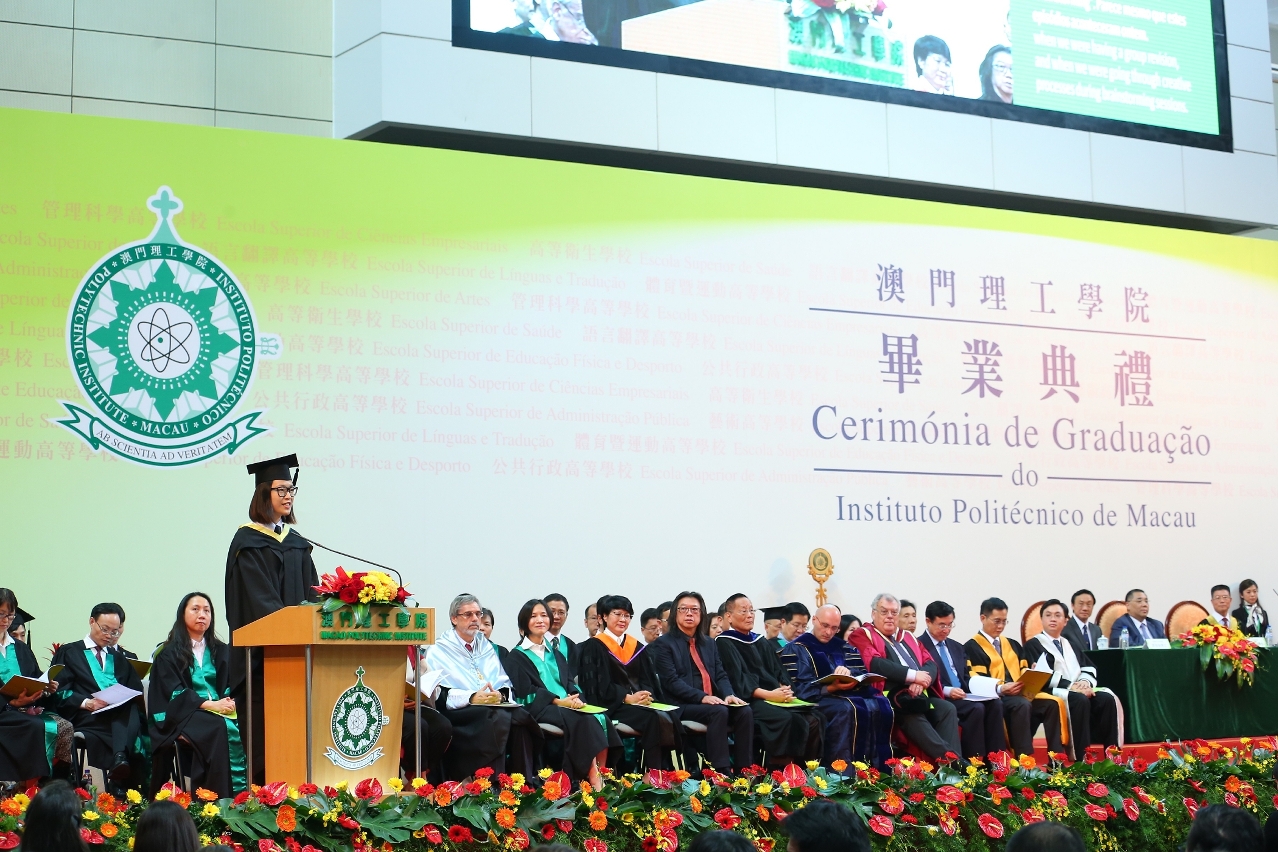 The student representative of graduates delivering a speech of thanks at the Graduation Ceremony