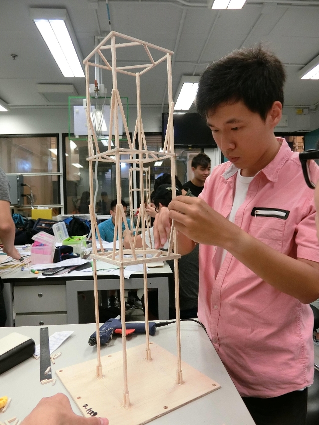 澳大參賽學生設計及製作的建築模型