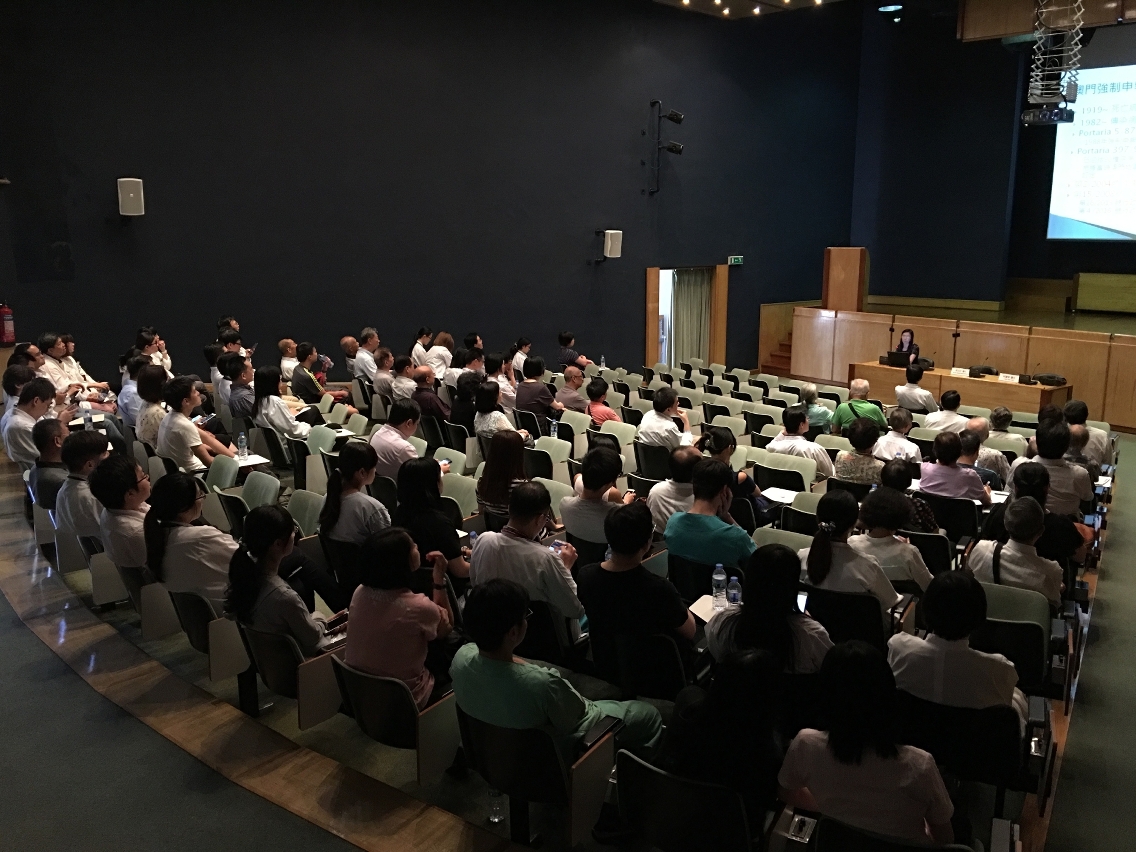 Os Serviços de Saúde realizam “Palestra de formação sobre o sistema de declaração obrigatória de doenças e certificado de óbito” destinados aos médicos de Macau