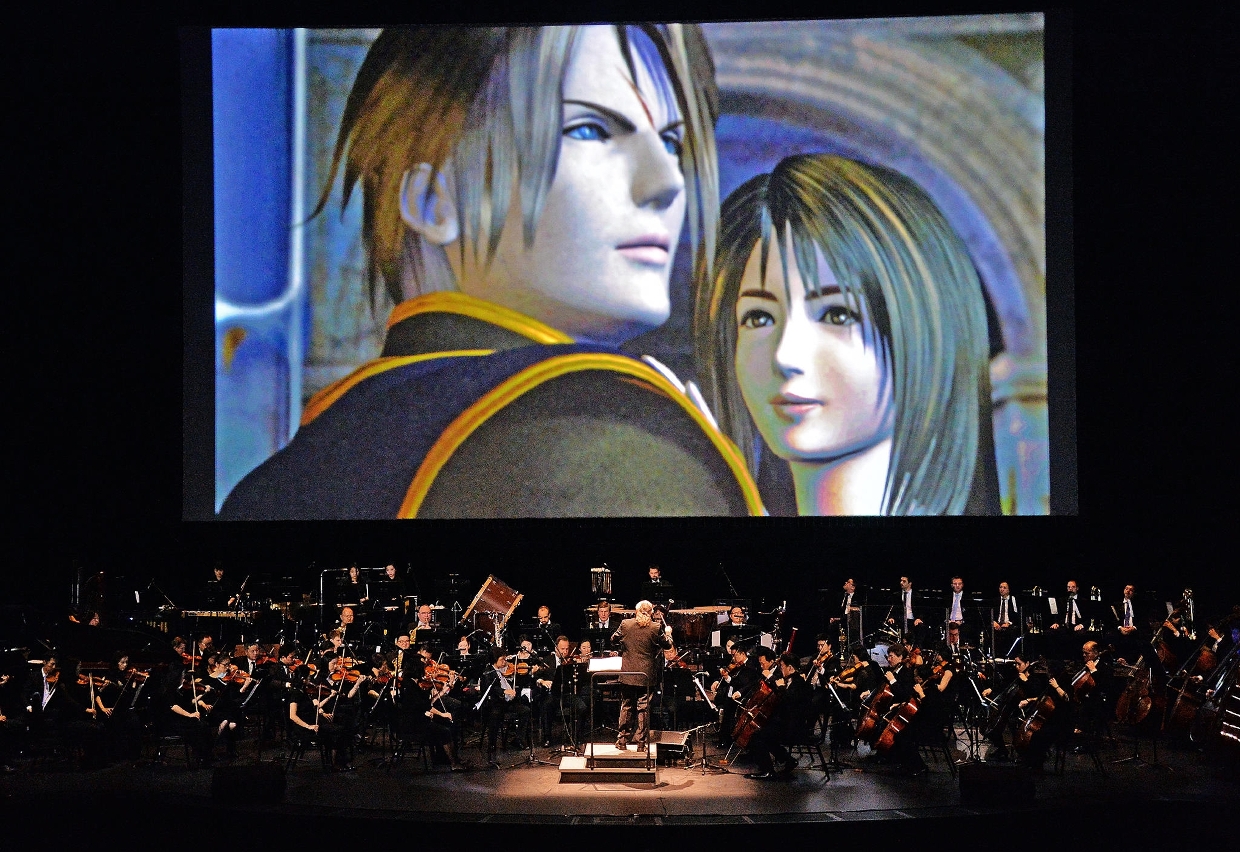 The familiar music and spectacular images of the game, were synchronously projected on screen, offering a visual and aural experience well-received by the audience.