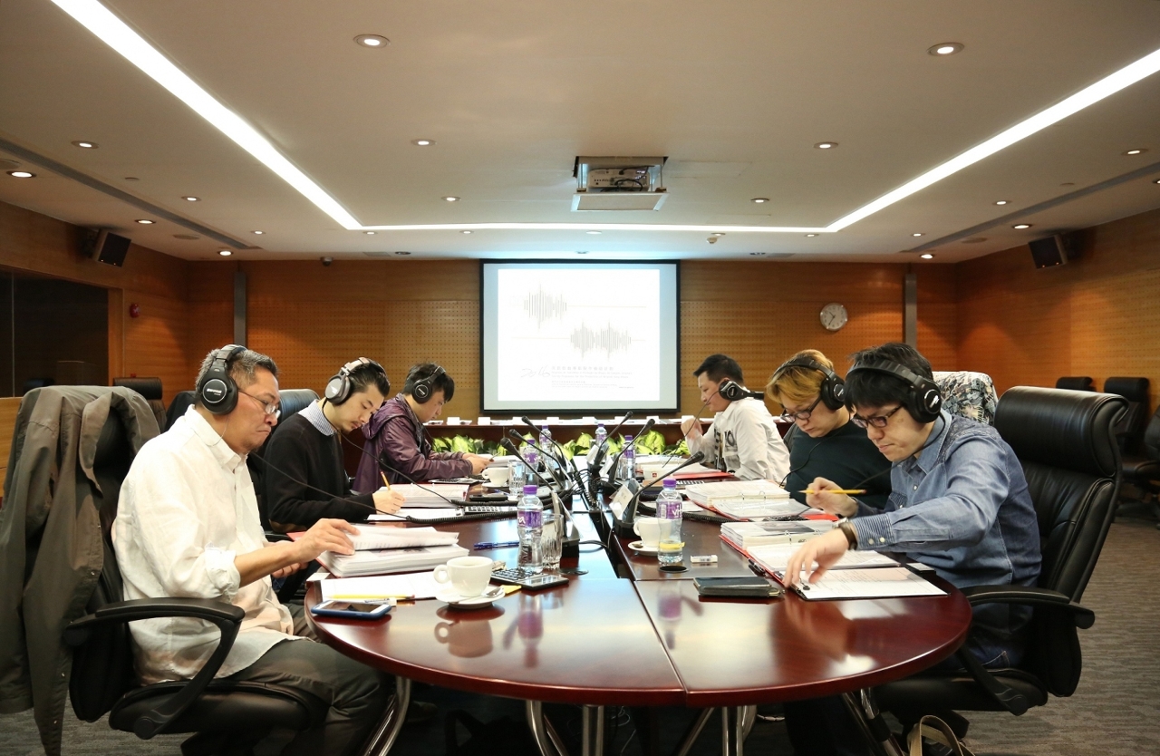 The adjudicating panel discusses the applications and listens to the sample songs for the 2016 Subsidy Programme for the Production of Original Song Albums