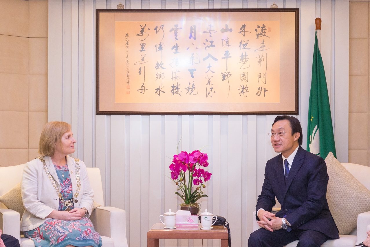 譚俊榮會見都柏林市長及愛爾蘭駐港澳總領事