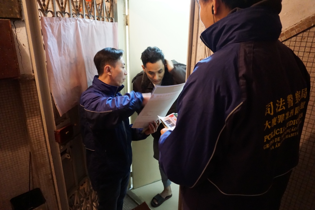 前往勞工宿舍進行冬防宣傳