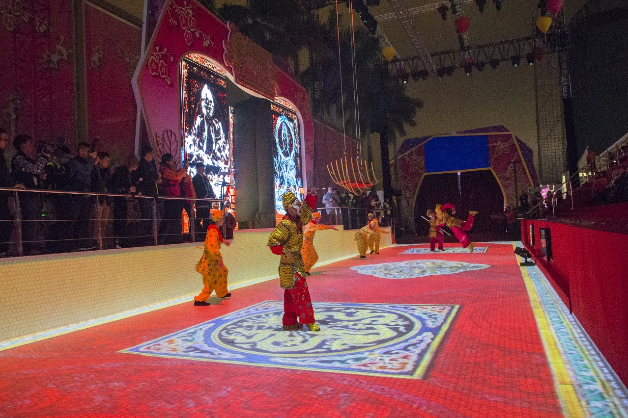 Fascinating multimedia opening show themed as “The Monkey King”