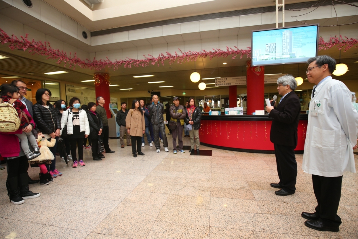 李展潤局長、郭昌宇院長親自迎接參觀市民