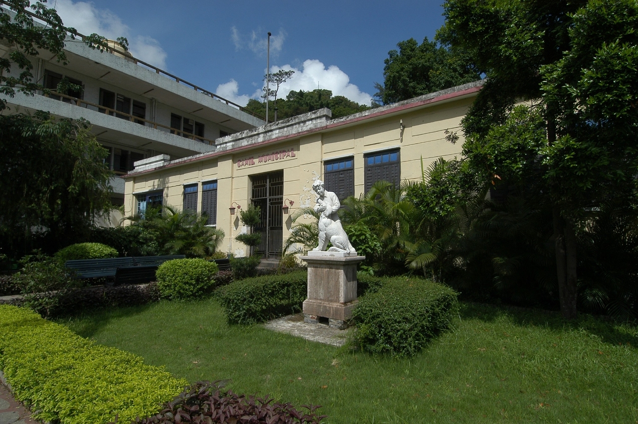 Antigo Estábulo Municipal de Gado Bovino e Canil Municipal de Macau