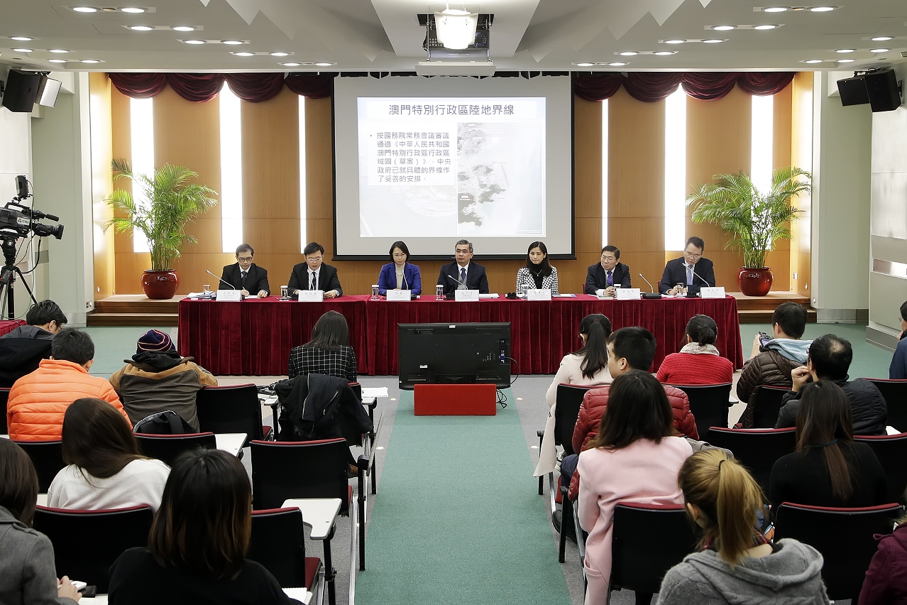 Further information on the demarcation of Macao’s maritime and land boundaries is given by Government officials during a press conference organised by the Government Spokesperson Office.