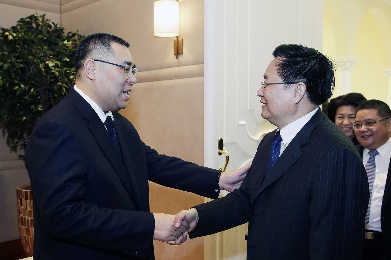 Encontro entre o Chefe do Executivo, Chui Sai On, e o governador da província de Hubei, Wang Guosheng