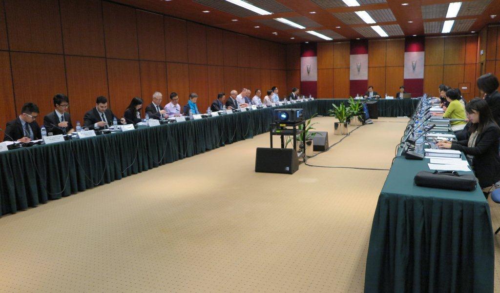 Reunião plenária de 2015 presidida pelo Doutor Alexis Tam