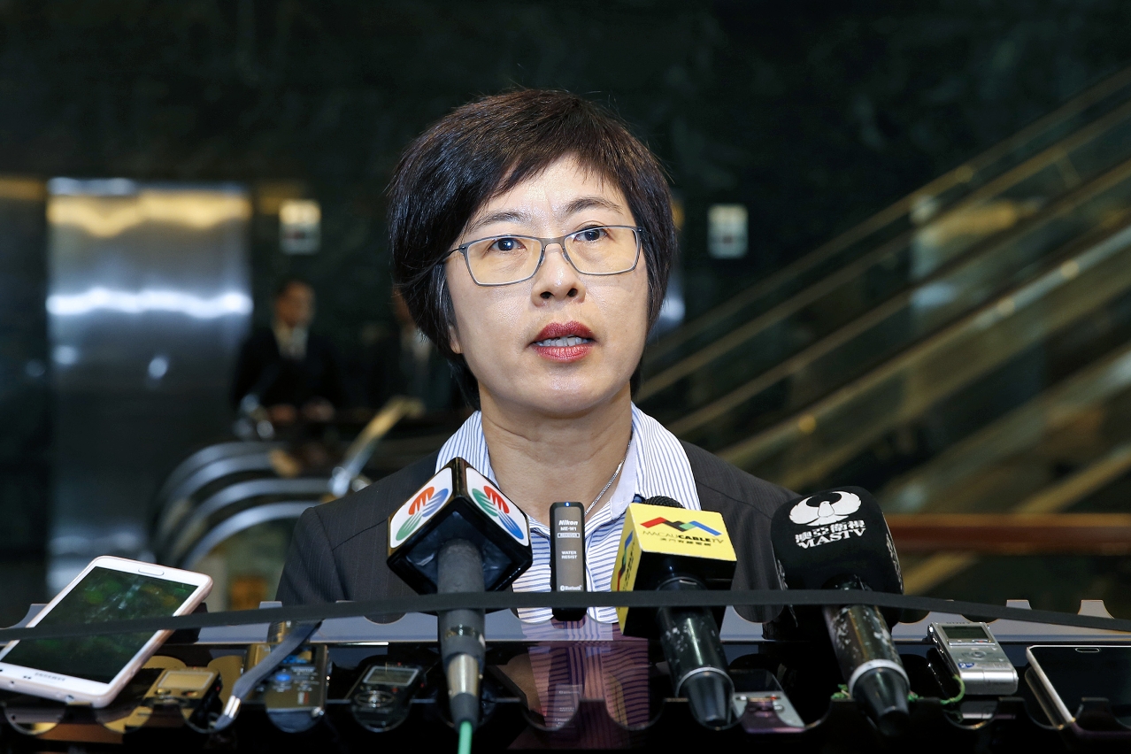 行政法務司司長陳海帆接受訪問