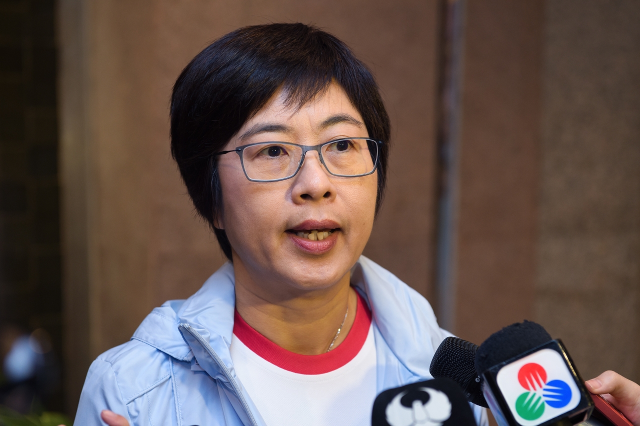 Secretária para a Administração e Justiça, Sónia Chan, fala à comunicação social.