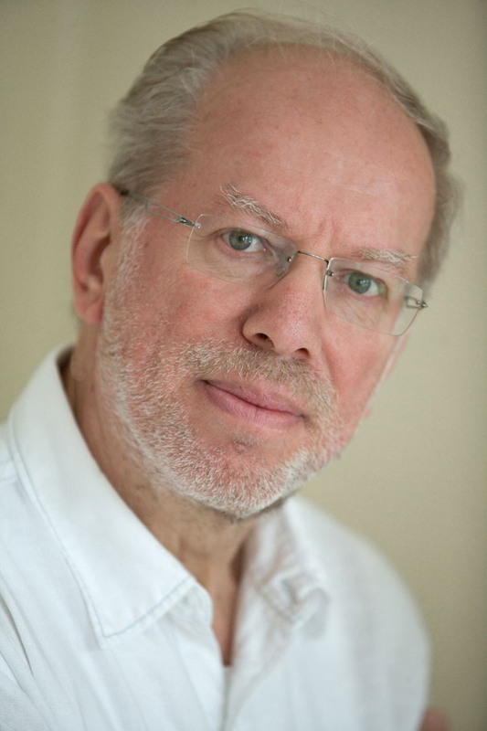 Albums released by Gidon Kremer, the “Devil’s Fiddler”, span from the early Baroque period to contemporary music, revealing his extraordinary talent.