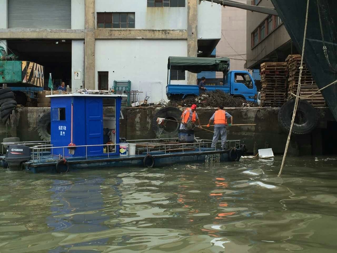 海事局一連兩日清理海上垃圾