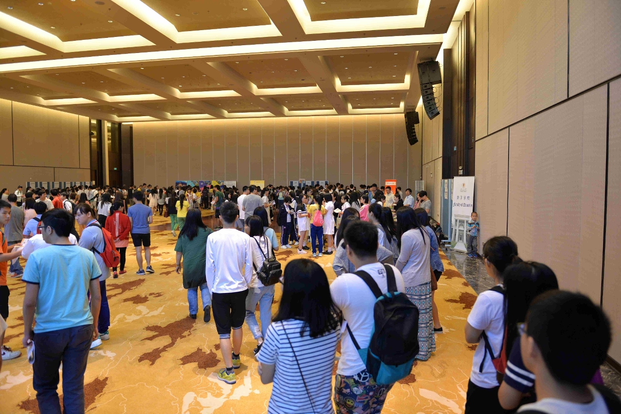 澳門高三學生積極發問
