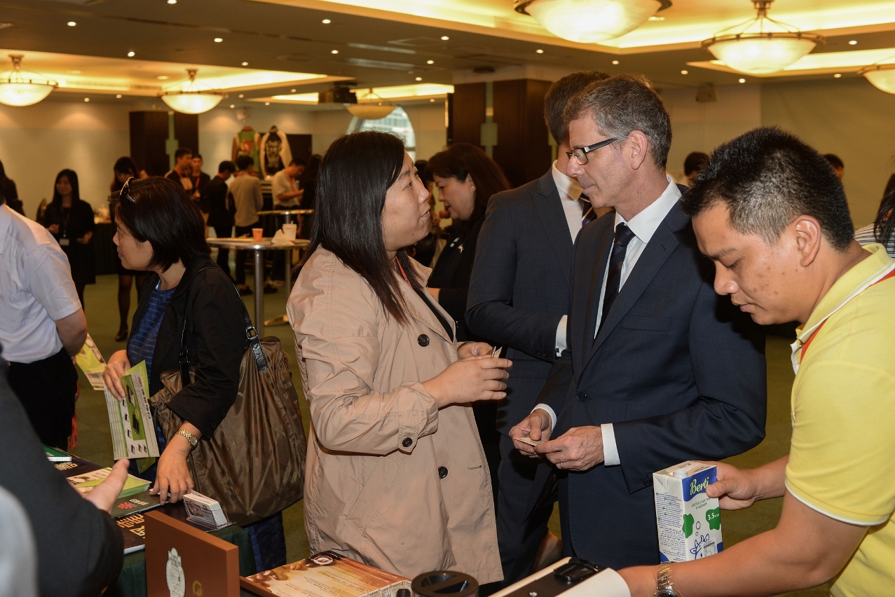 Networking sessions during the event.
