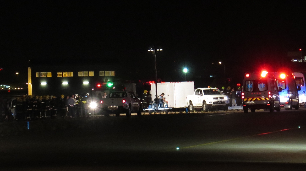 Macau International Airport conducted the full scale emergency exercise early this morning (23 October 2015) to simulate an aircraft crash upon landing which led to injuries and deaths.