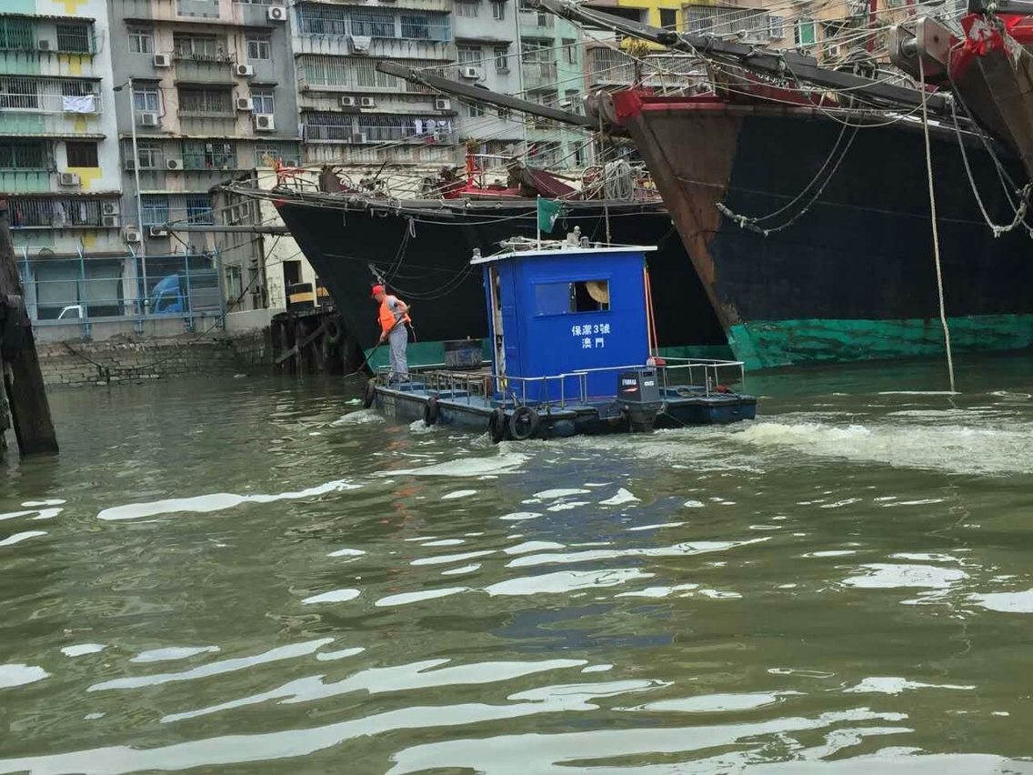 海事局加緊清理海上垃圾2