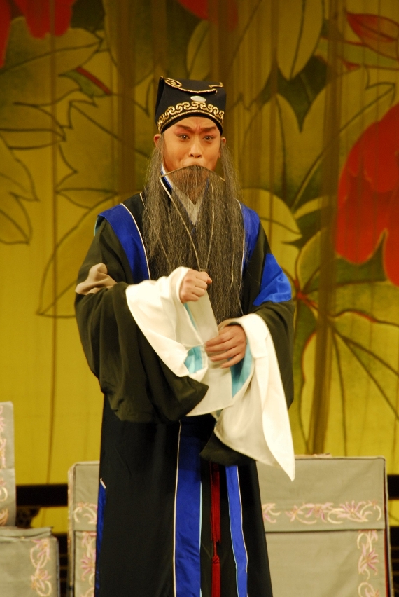 O Espectáculo da Ópera de Pequim em Comemoração do 16.º Aniversário do Retorno de Macau à Pátria