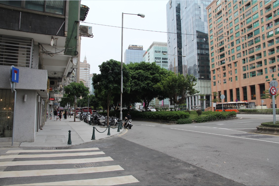 南灣大馬路工程已完成，相關電單車泊位恢復使用