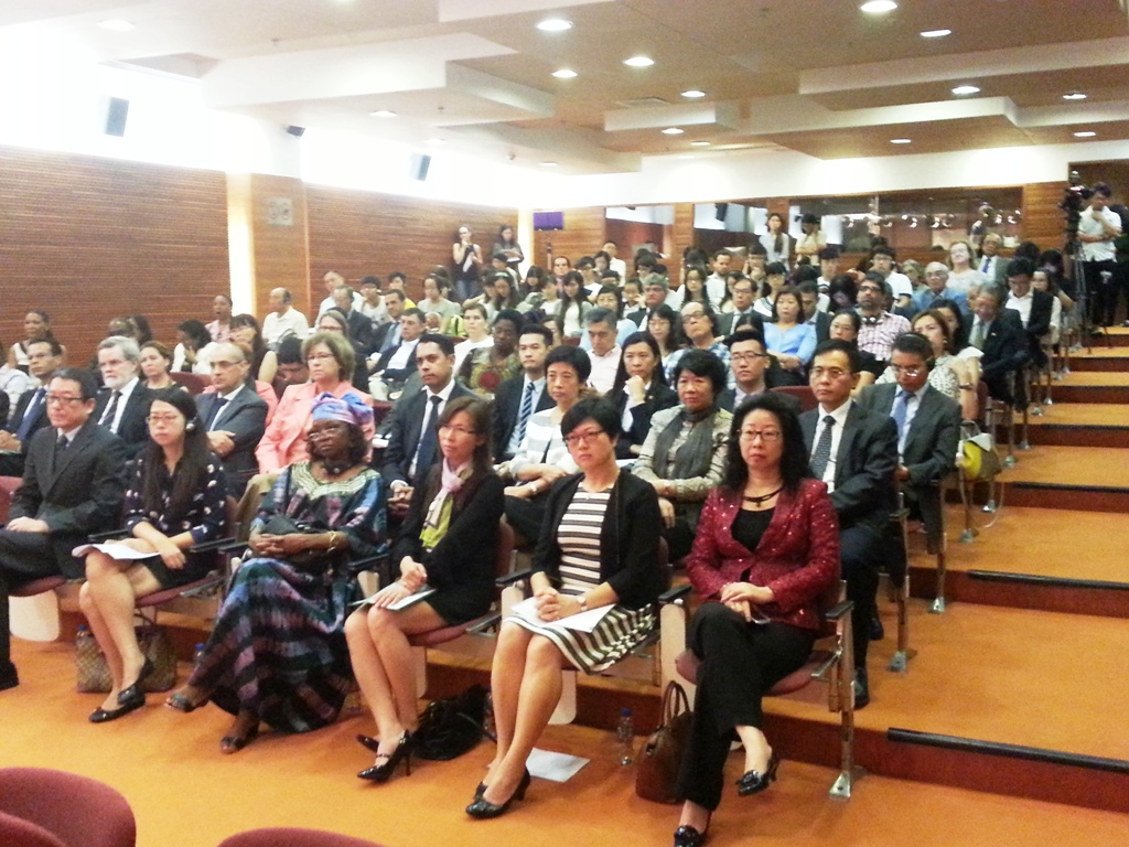 Seminário sobre Ensino e Formação de Bilingues entre a China e os Países de Língua Portuguesa 1