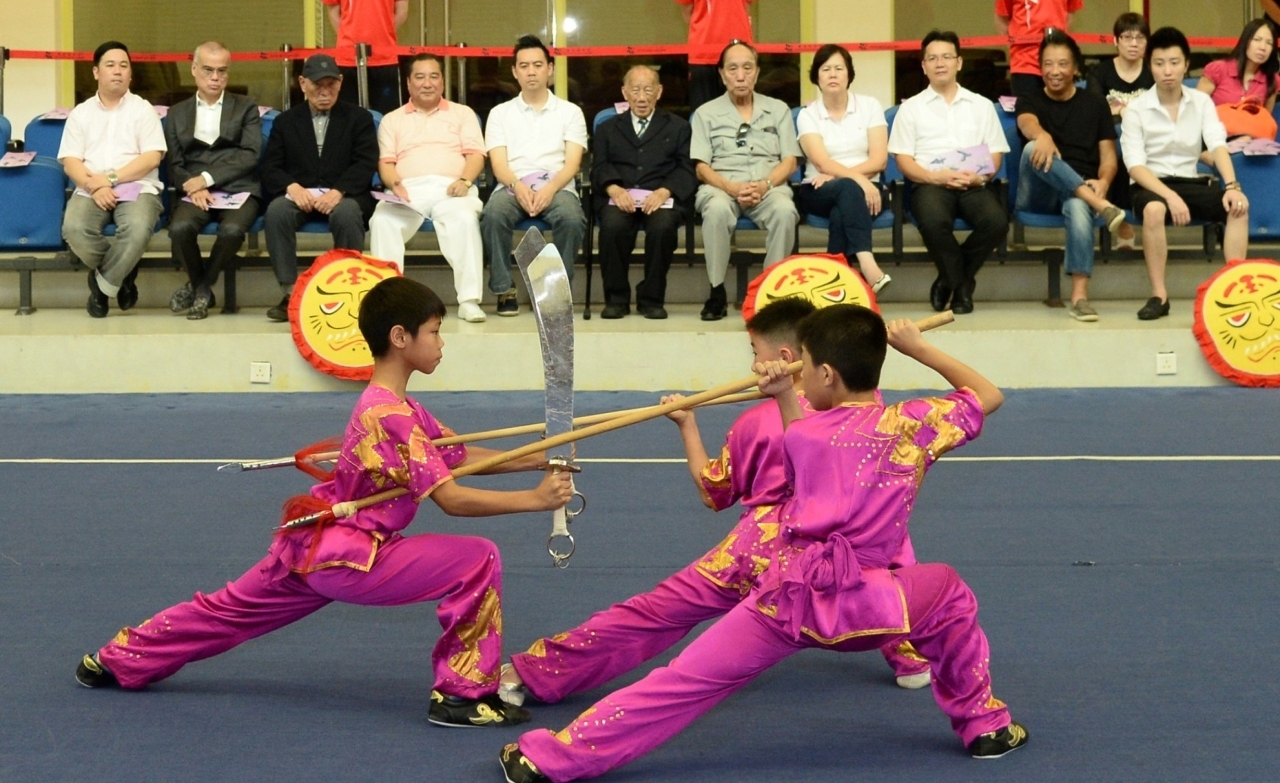 青少年武術學校學員基本功展示