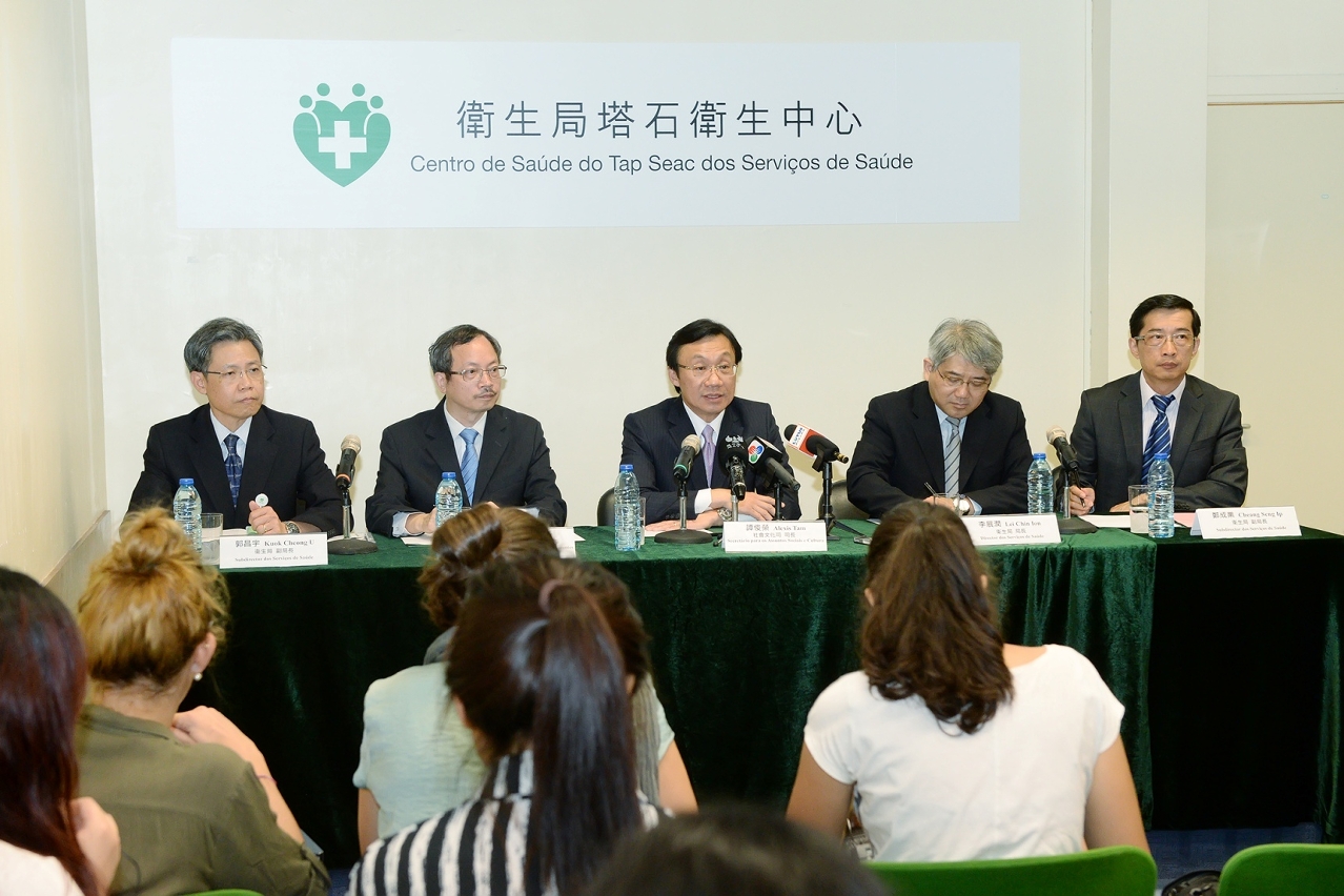 巡視後舉行記者會
