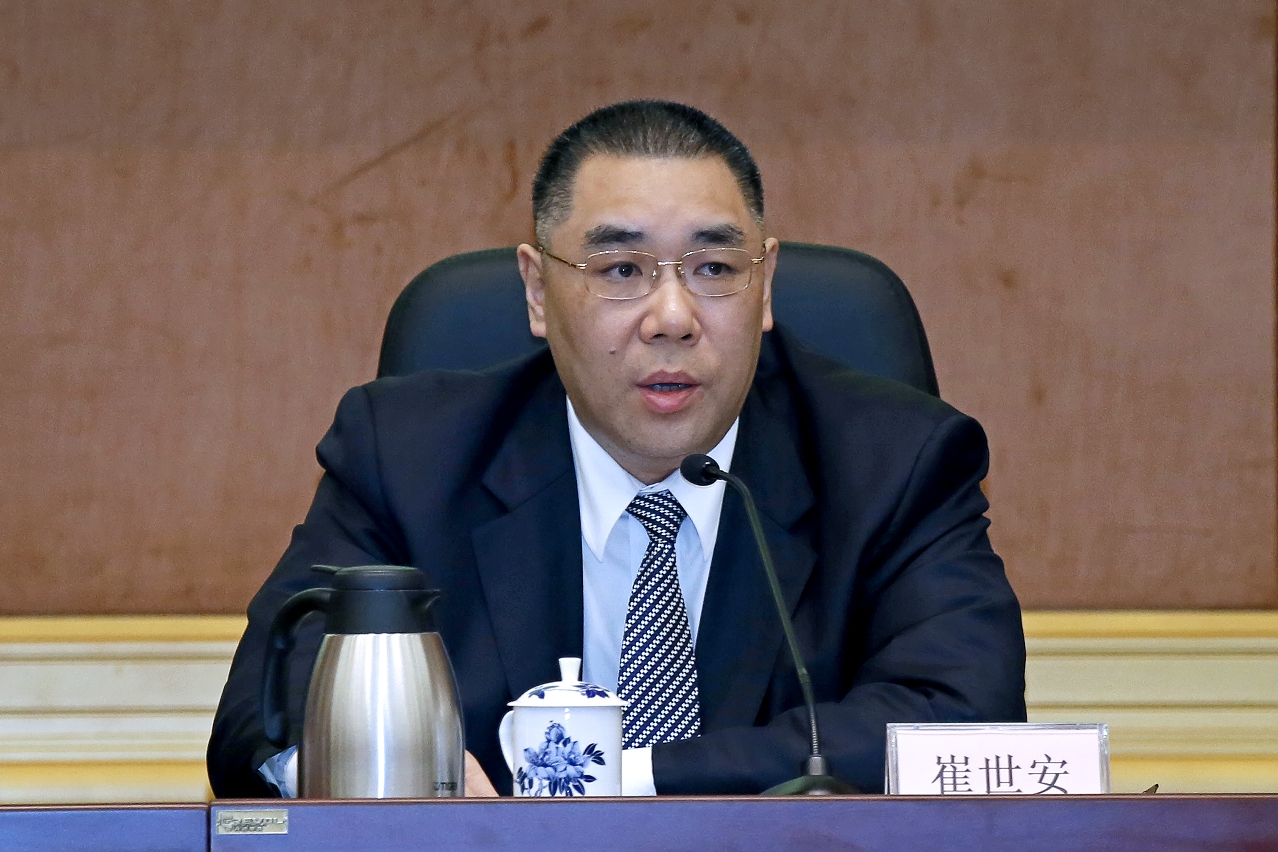 O Chefe do Executivo, Chui Sai On, esteve presente,  na sessão de apresentação das conclusões das duas reuniões da Assembleia Popular Nacional e da Conferência Consultiva Política do Povo Chinês