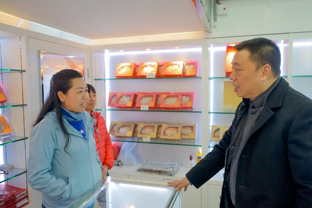 商戶期望政府分流旅客到舊區，振興社區經濟。