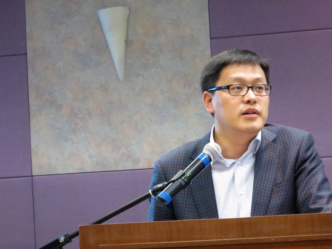 現任北京大學文化產業研究院副院長的評審委員向勇