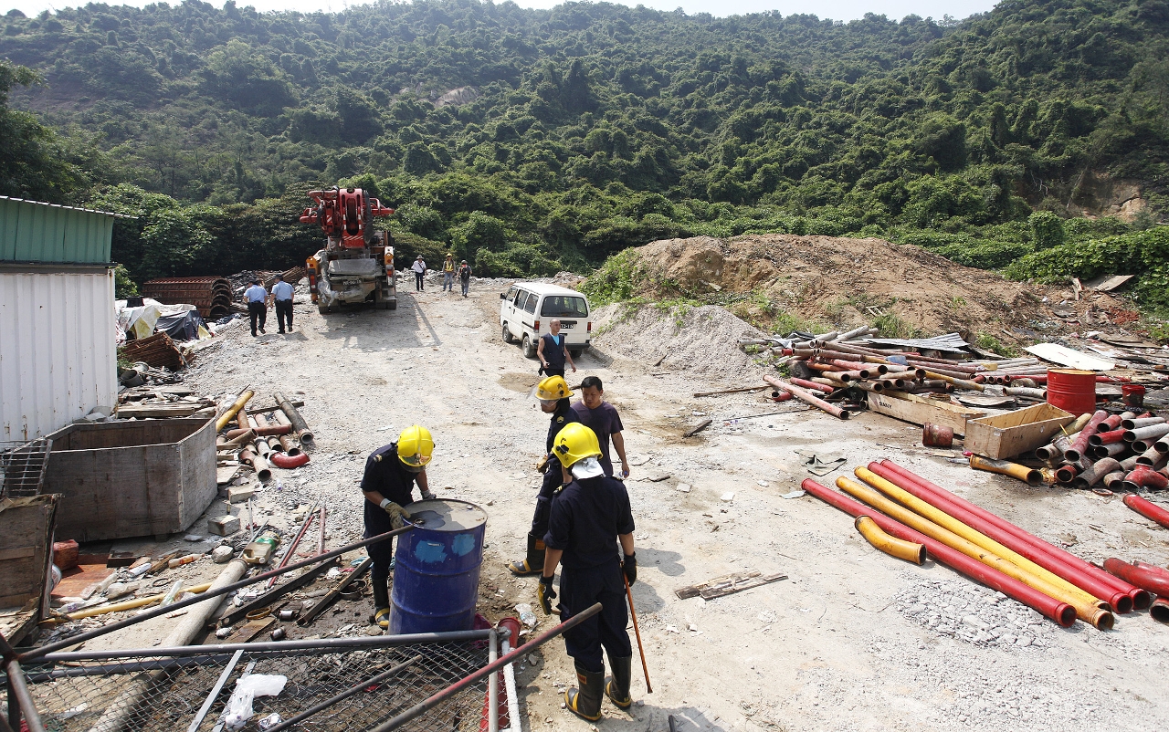 政府再採取行動，修復被非法破壞的圍網，防止有關土地再被非法霸佔。