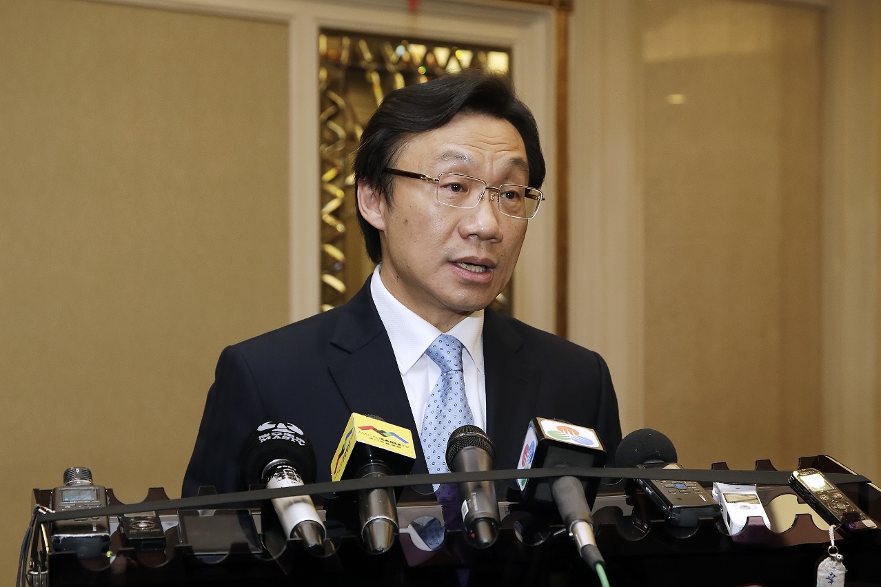 社會文化司司長譚俊榮見傳媒