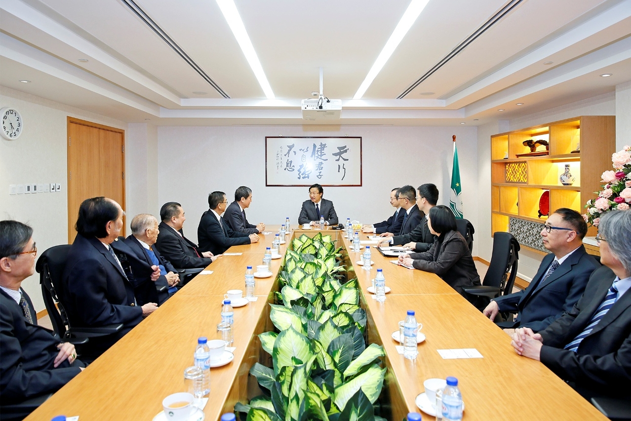 社會文化司司長譚俊榮會見澳門體育總會聯合會一行